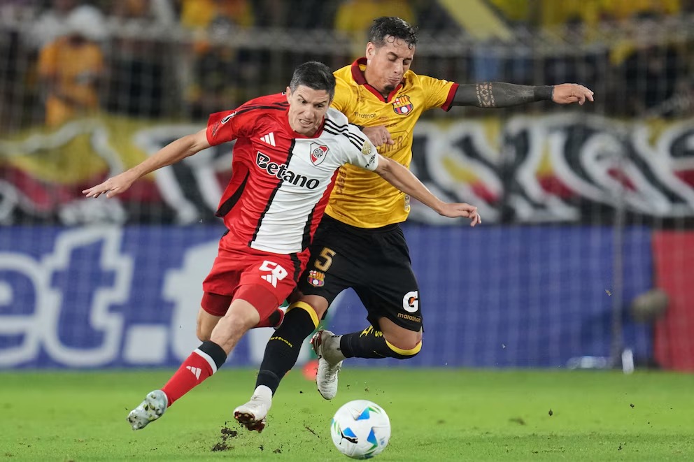 River ganó en Ecuador por la Libertadores y se acerca a la clasificación