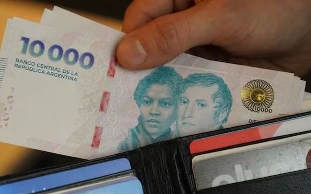 Se actualizó el salario mínimo, vital y móvil y con nuevos montos hasta agosto