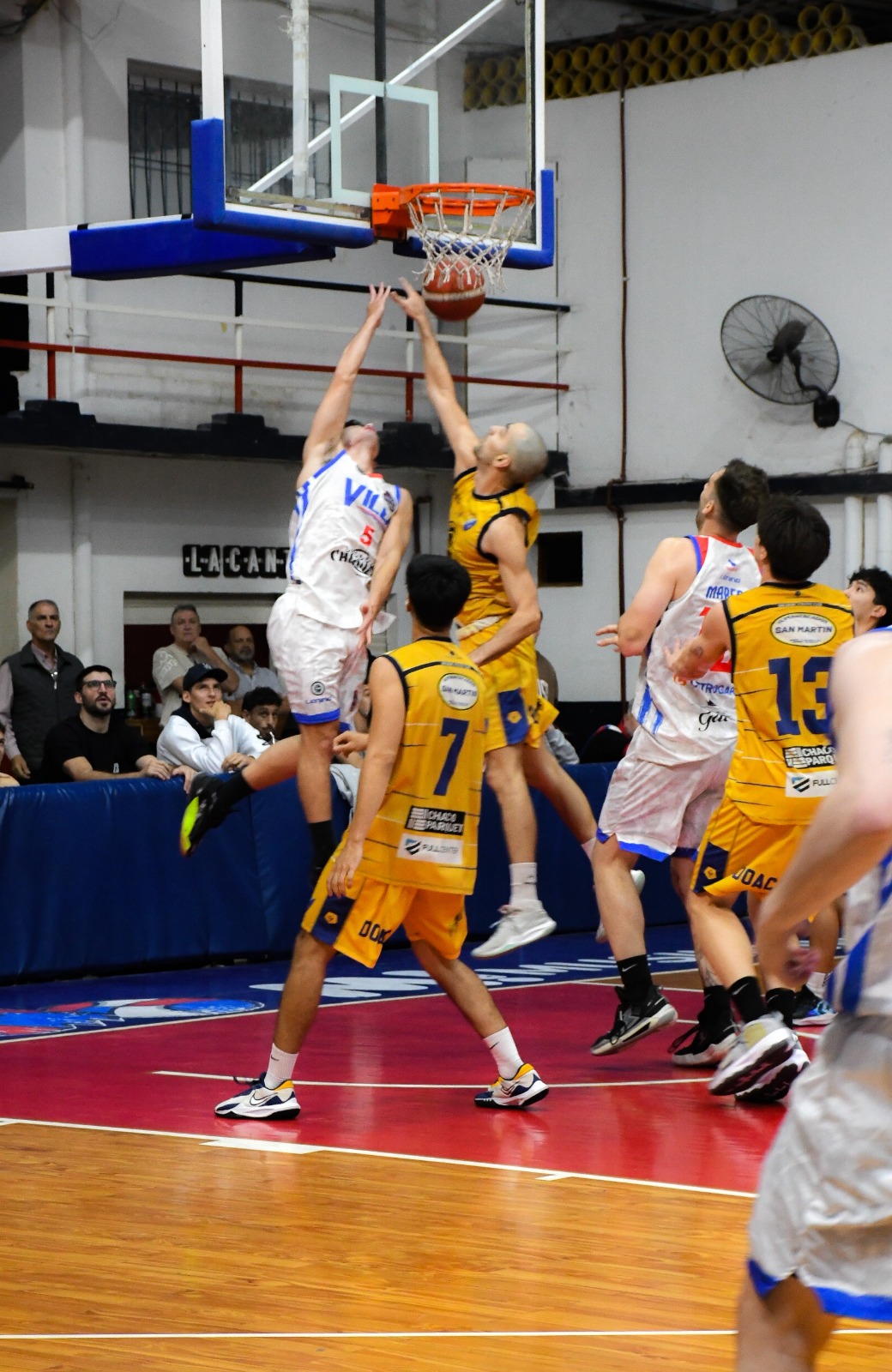 Victoria de Villa para ser líder del básquet capitalino