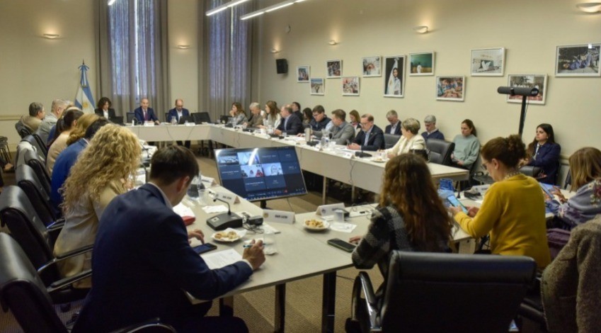 El Gobierno saca a la Secretaría de Educación de la paritaria docente y traslada la negociación al Consejo Federal
