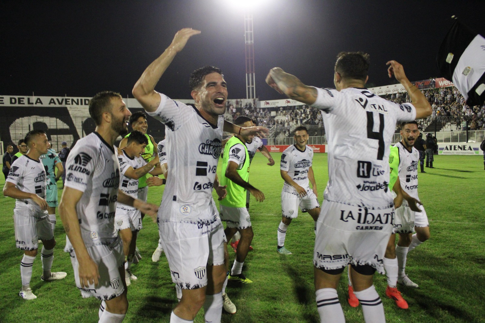 Primera Nacional: Imanol Enríquez pide pista en el once titular de For Ever
