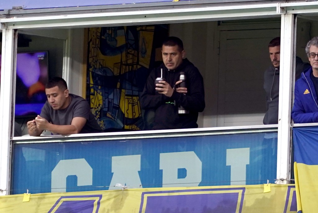 Boca ya tiene técnico: Riquelme cerró al sucesor de Gago y se espera la presentación
