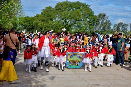 Fontana: colorido festejo por el Mes de los Jardines de Infantes