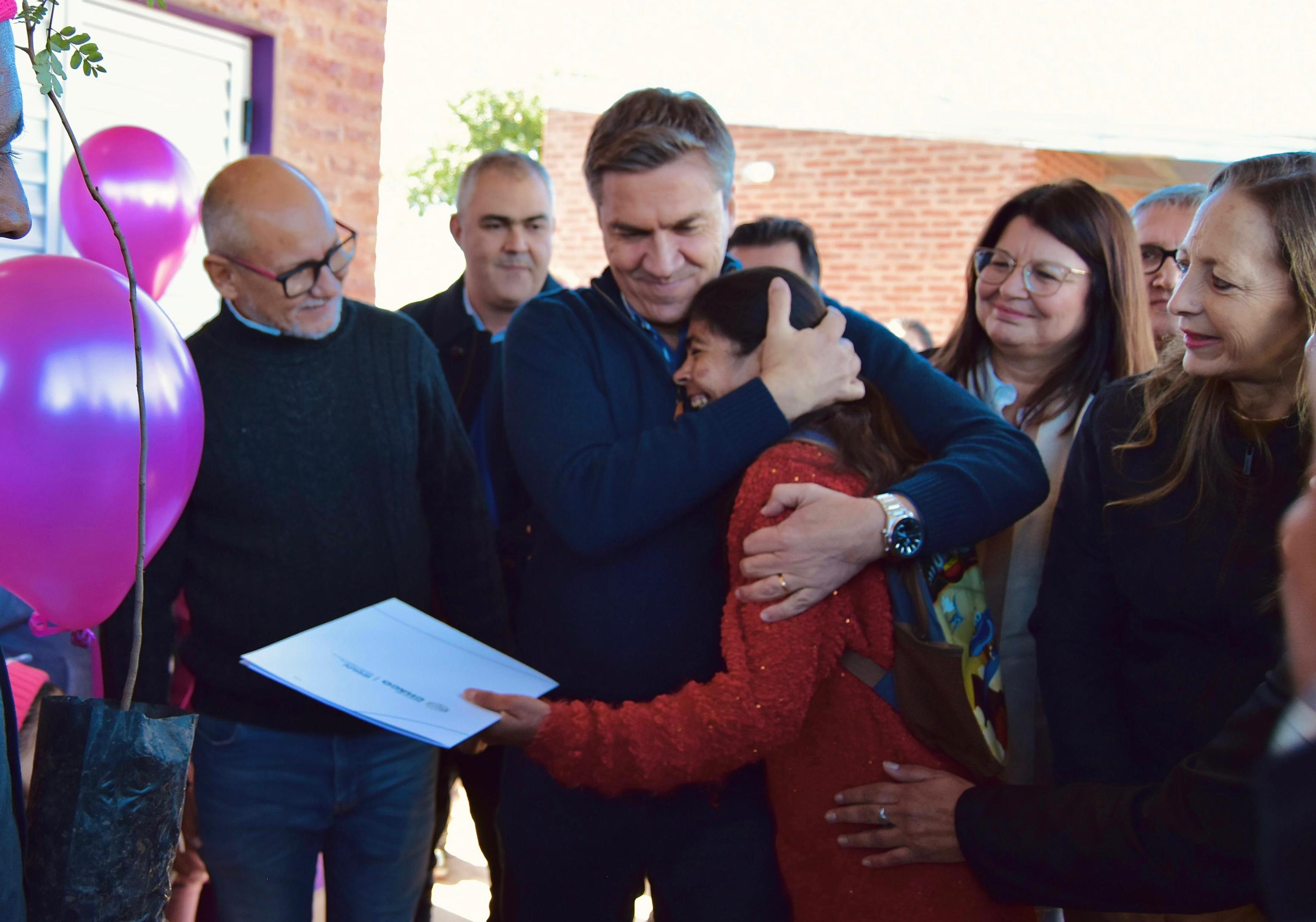 Plan Ñachec: entregaron las primeras viviendas a familias de Río Muerto y anuncian nuevas construcciones 