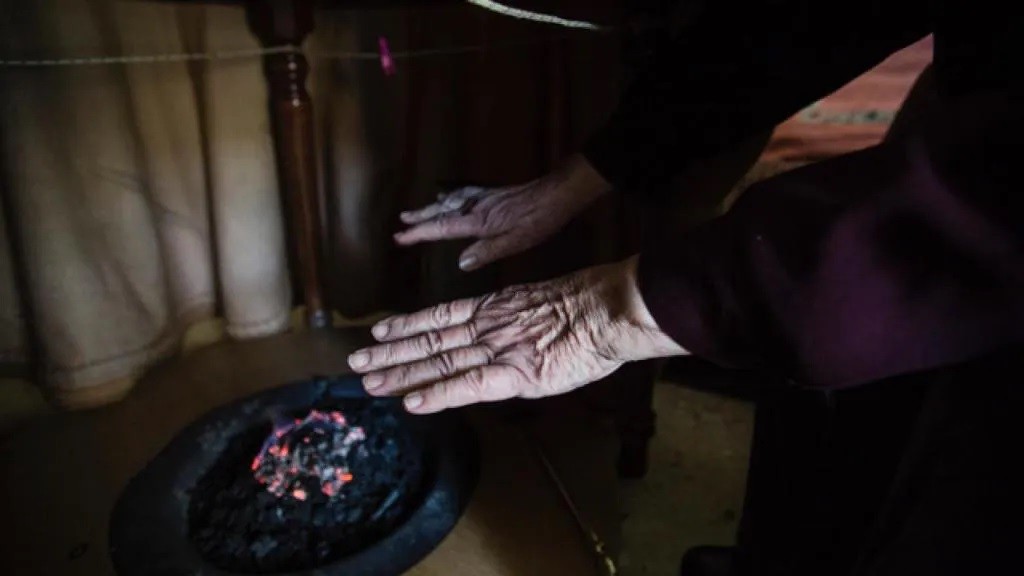 Advierten sobre los riesgos de calefaccionar ambientes sin ventilación
