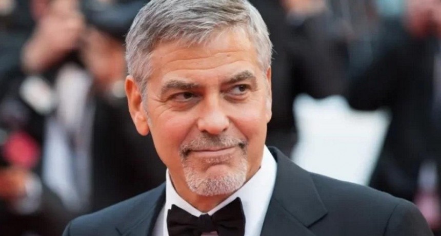 Un George Clooney falso la estafó con 15 mil dólares
