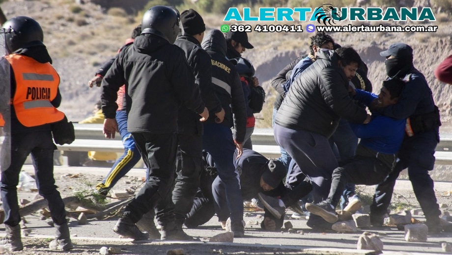 Cerca de medio centenar de heridos, uno grave, y al menos 17 detenidos en Jujuy