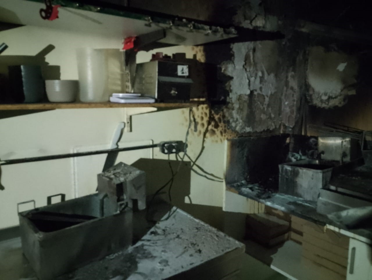 Resistencia: incendio sin consecuencias materiales en local gastronómico de avenida Alberdi