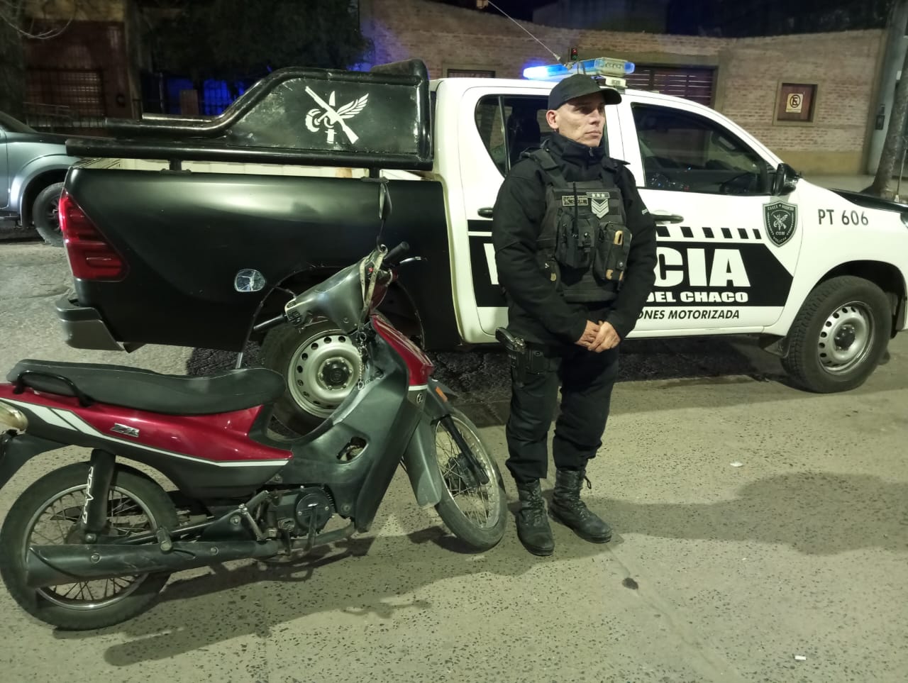 Resistencia: efectivos demoran a un hombre con una moto robada