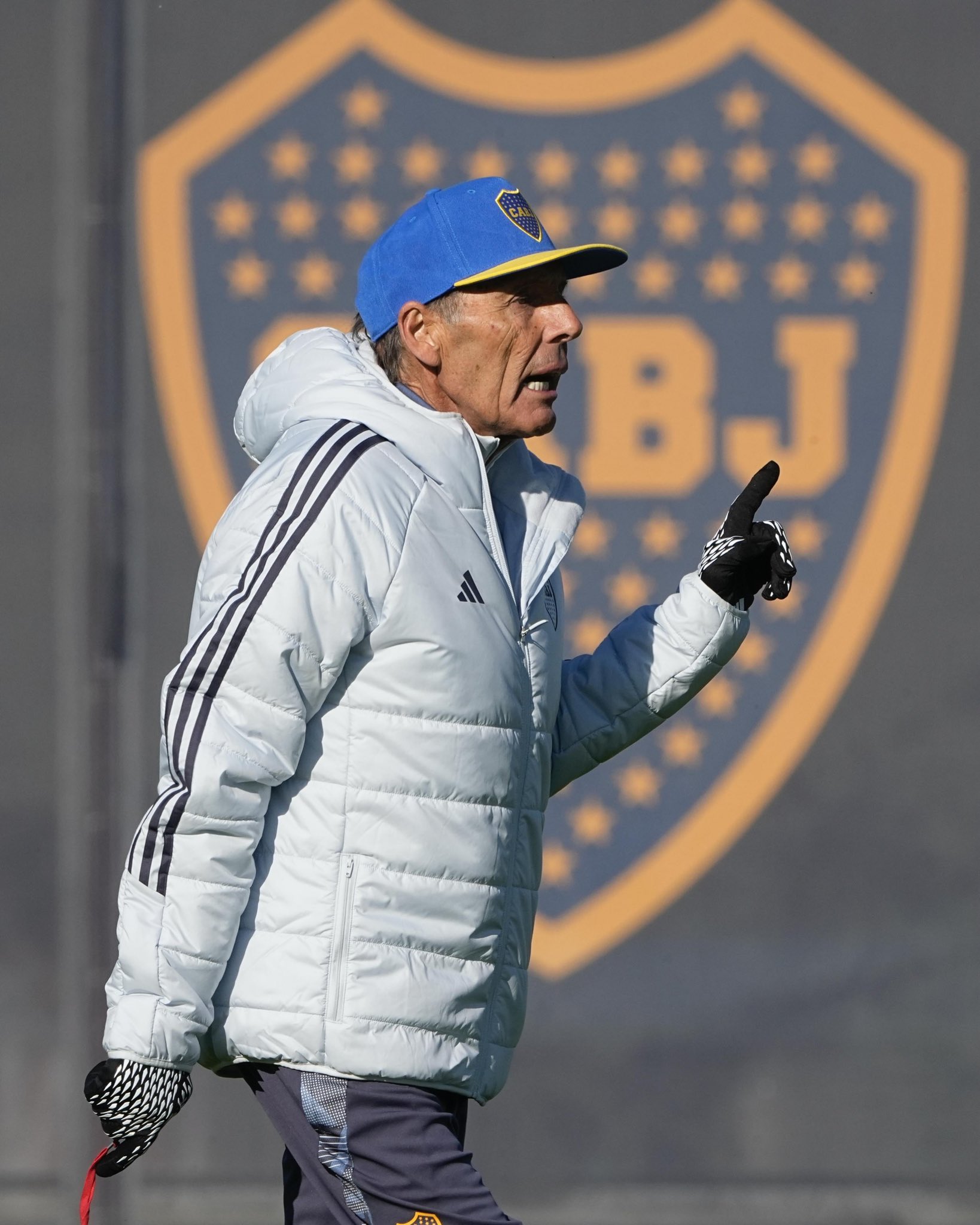  Russo en su presentación como DT de Boca: 