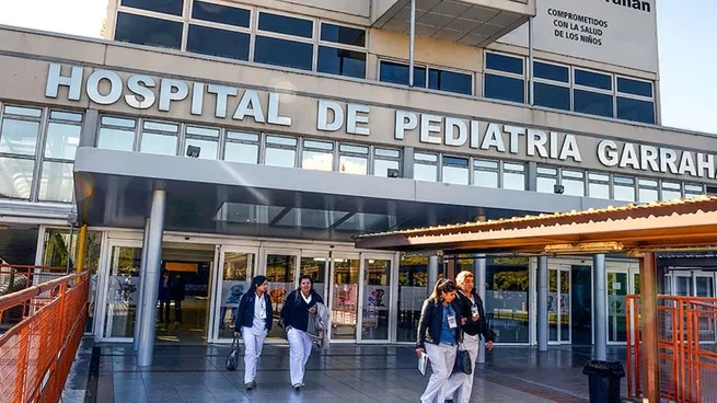 La Justicia investiga al ministro de Salud por presuntas irregularidades en el manejo del Garrahan