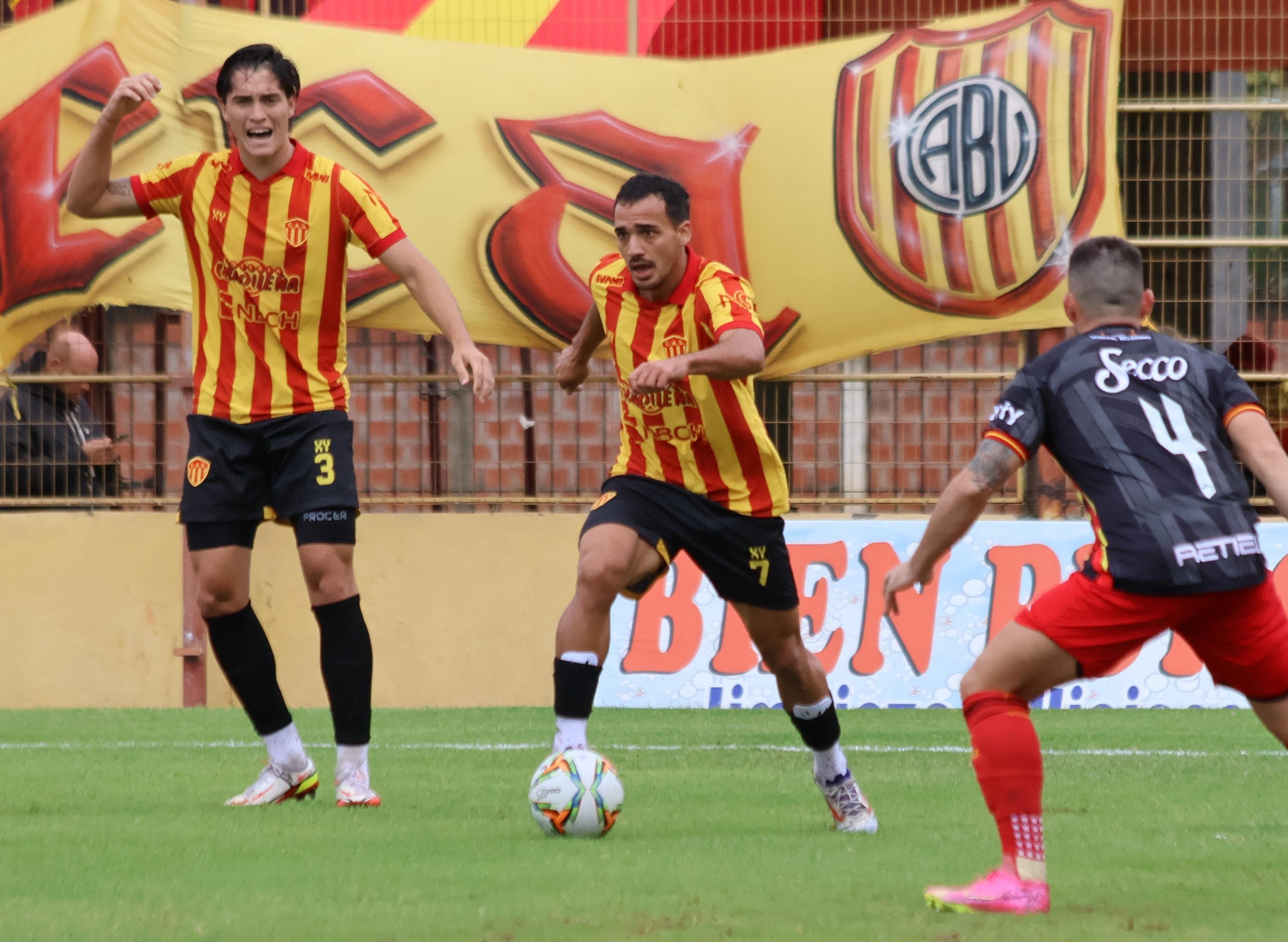Sarmiento jugará el Día del Padre ante Sol de América en Formosa 