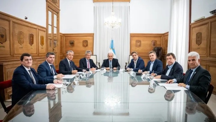 Está presente Zdero: arrancó la reunión de Francos con gobernadores 