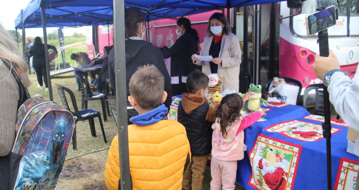 Municipio y Provincia acercaron servicios y atención a vecinos de Villa Pegoraro 