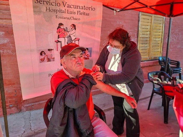 Fontana: convocan a adultos mayores a vacunarse  