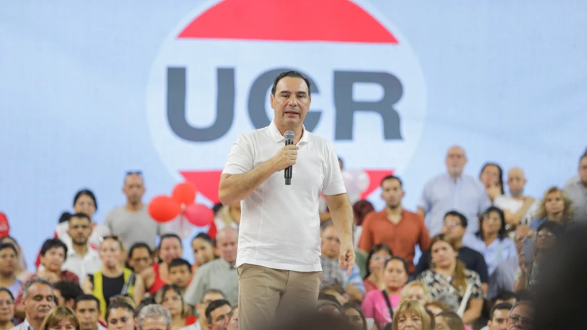  Corrientes: Valdés presentó su alianza que dejó fuera a La Libertad Avanza