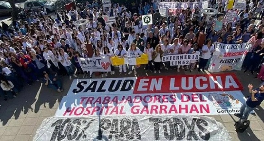 Garrahan: Para desactivar el conflicto, el Gobierno aumentó los salarios a residentes