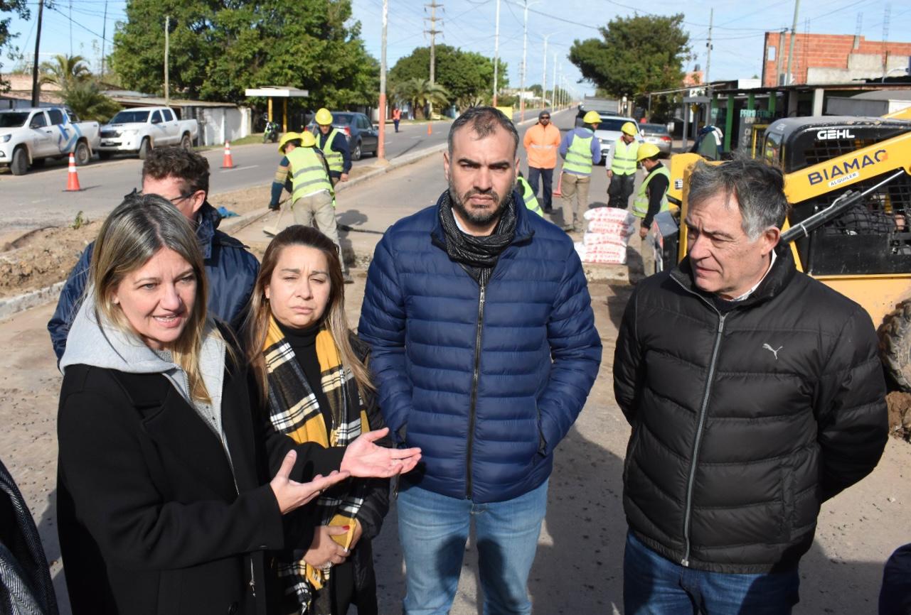    Tras cinco años de espera, el Gobierno provincial llevó agua potable al barrio La Fortaleza de Barranqueras 