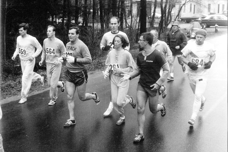 resize_1625264157 Por Que a Maratona Tem 42.195 Metros? A História Revelada