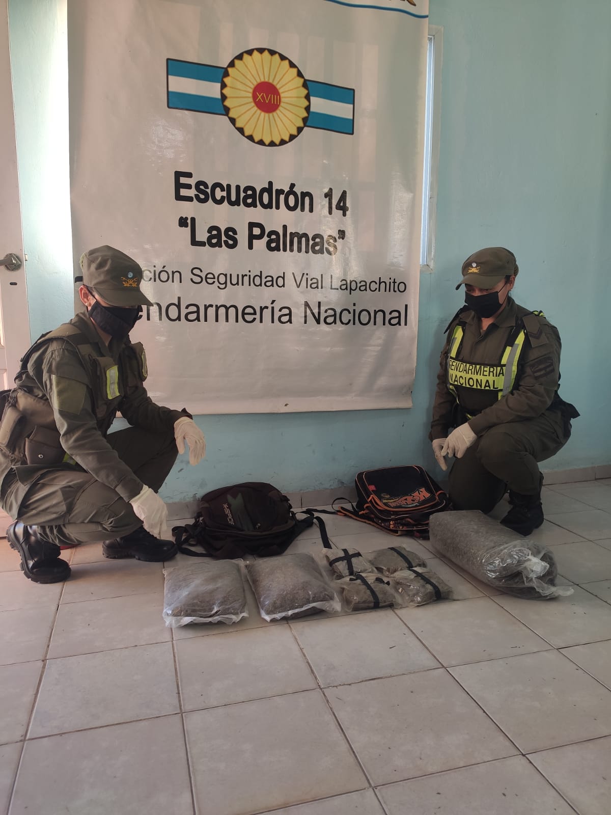 Gendarmería incautó más de 5 kilos de marihuana en Lapachito