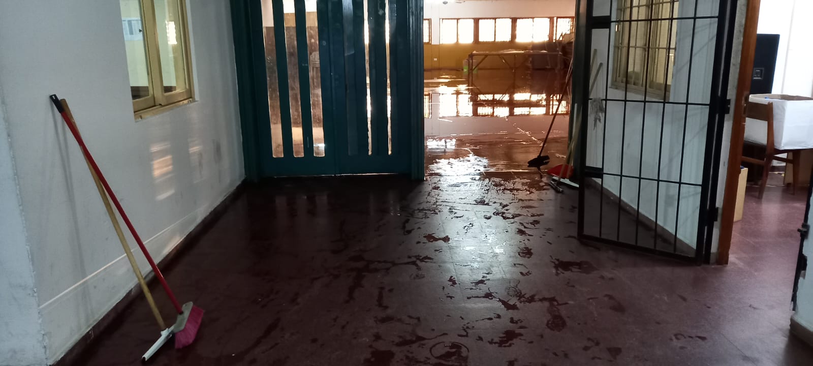 Dramática situación en un colegio de barranqueras que no tiene agua