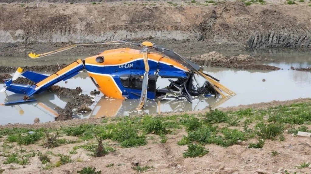 Cayó un helicóptero con 5 pasajeros tras perder el control