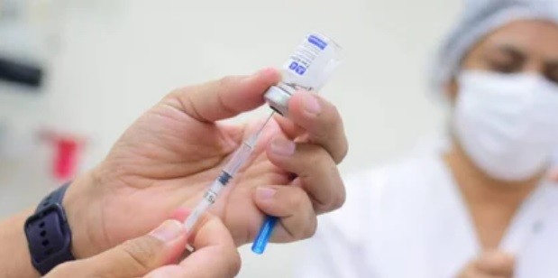 Vacuna contra el Covid-19: quienes podrán aplicarse la quinta dosis