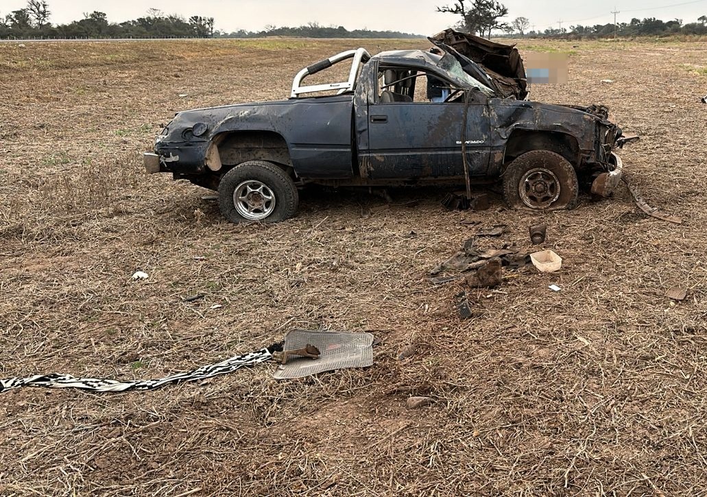 Pampa del Infierno: dos personas murieron cuando la camioneta en la que viajaban volcó 