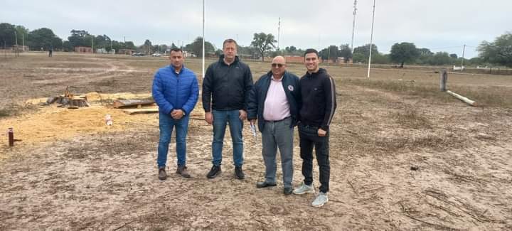 FUNCIONARIOS RECORRIERON EL KARTÓDROMO DE COTE LAI