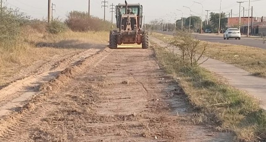 Barranqueras continúa con el mantenimieno de calles en diferentes puntos de la ciudad