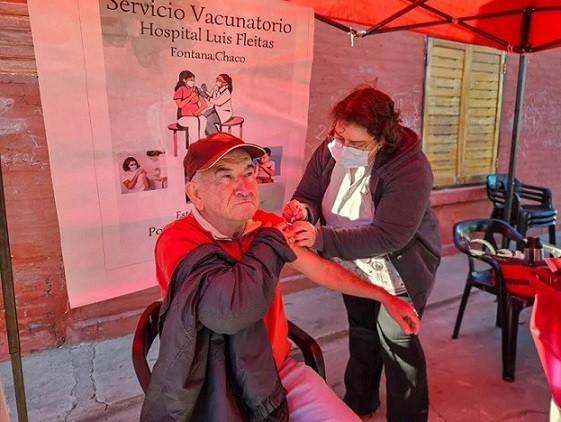 Fontana: Este jueves sigue la campaña de vacunación para adultos mayores
