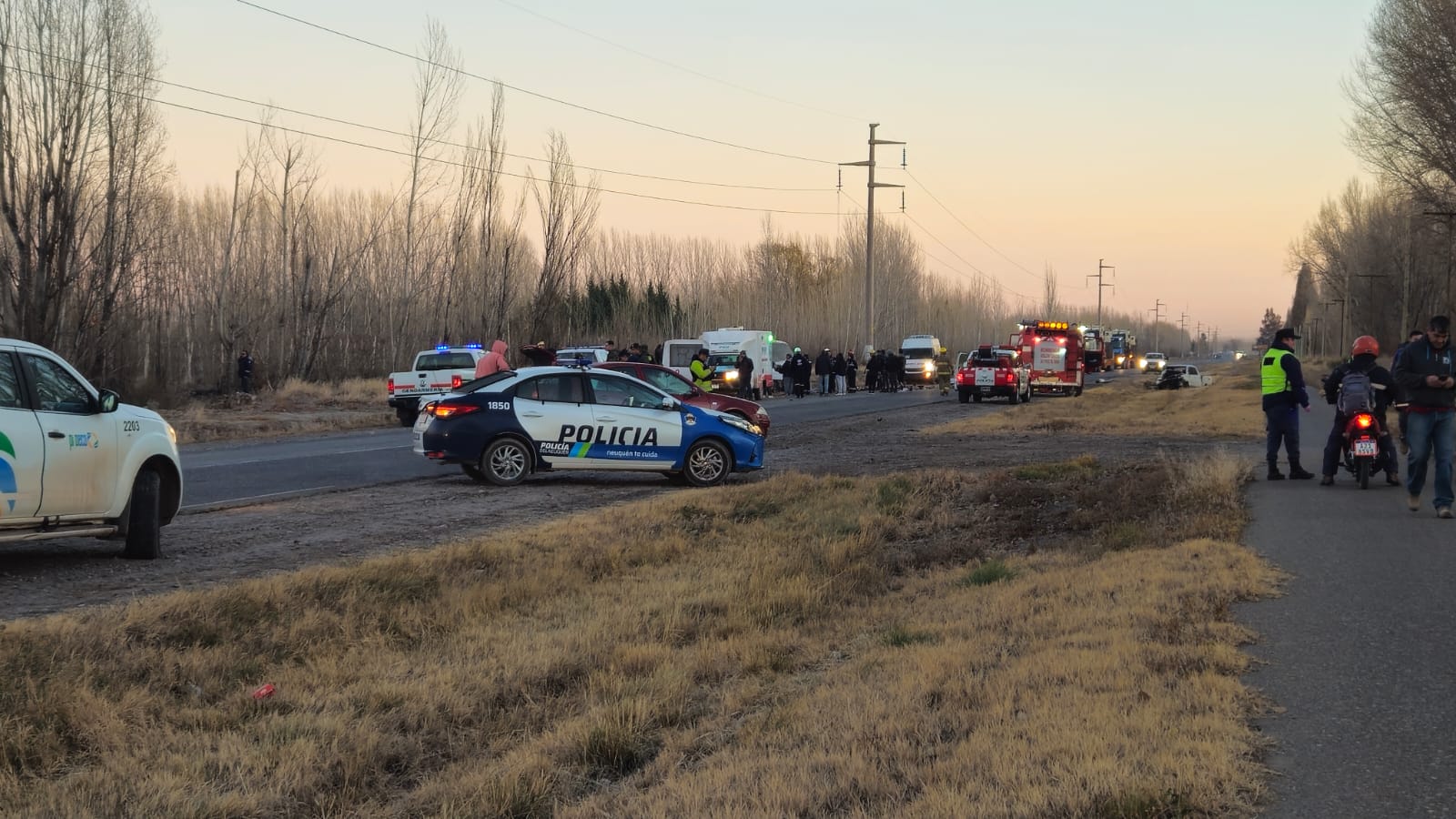 Dos muertos en gravísimo accidente múltiple en una ruta de Neuquén