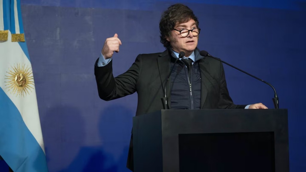 Suba de jubilaciones y discapacidad: Milei confirmó el veto
