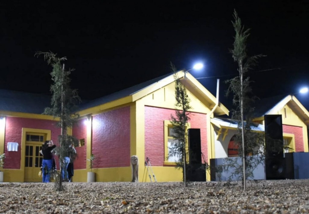 Corzuela: Por el aniversario de la ciudad se inauguró un espacio cultural  