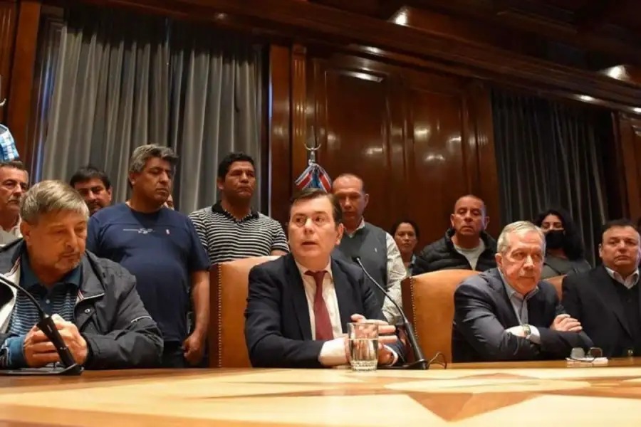 Santiago del Estero pagará un bono de $3 millones a los empleados públicos