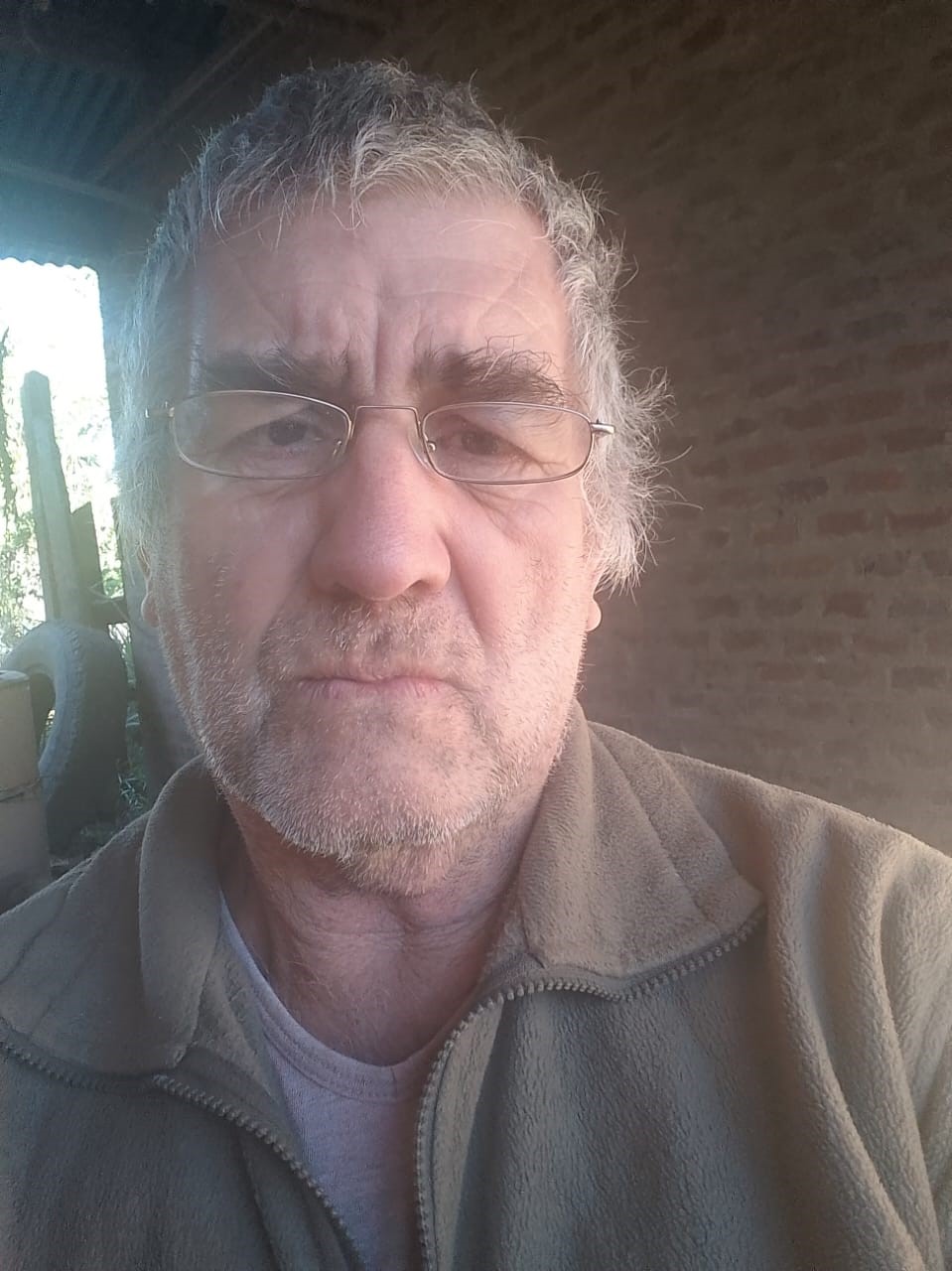 “Me cortaron las piernas y después me cortaron la luz