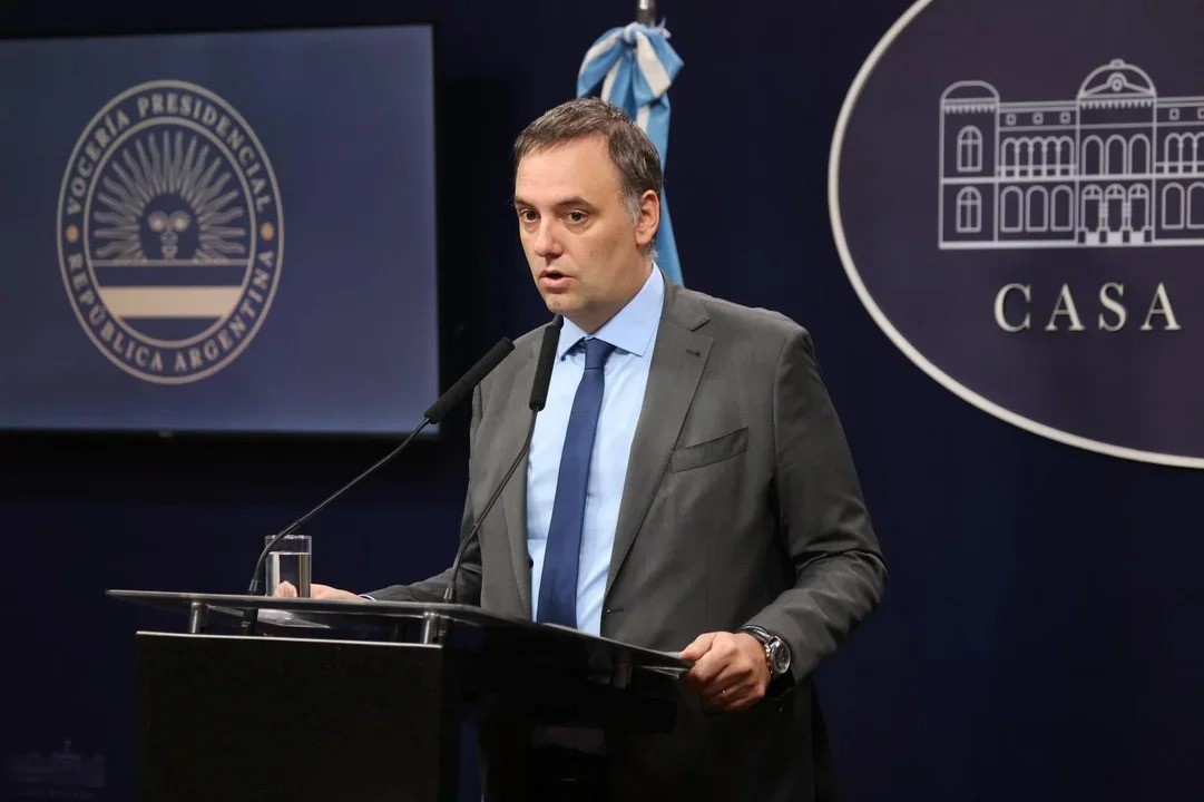   Adorni anunció que la Nación apelará el fallo que suspendió la disolución de Vialidad