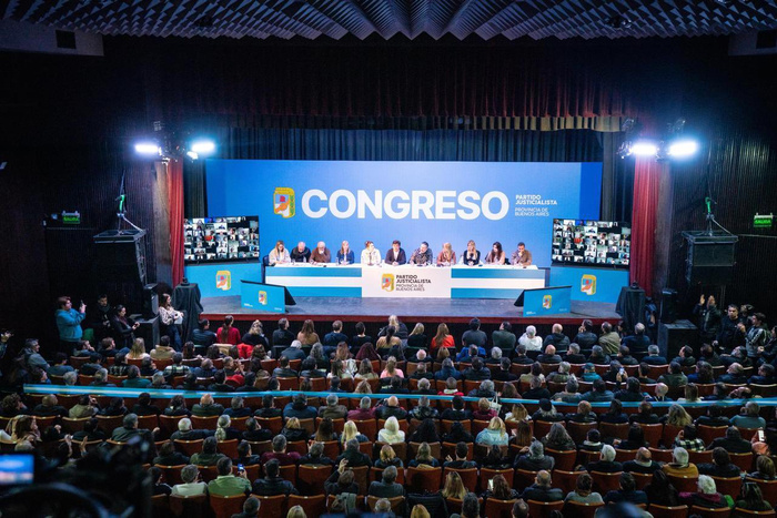 El PJ bonaerense se acerca a un acuerdo en listas, pero persisten tensiones locales