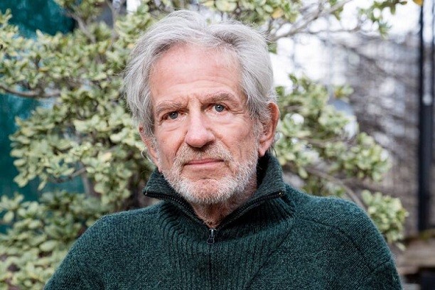 Susto: Pablo Alarcón se descompensó mientras manejaba y chocó a cuatro autos 