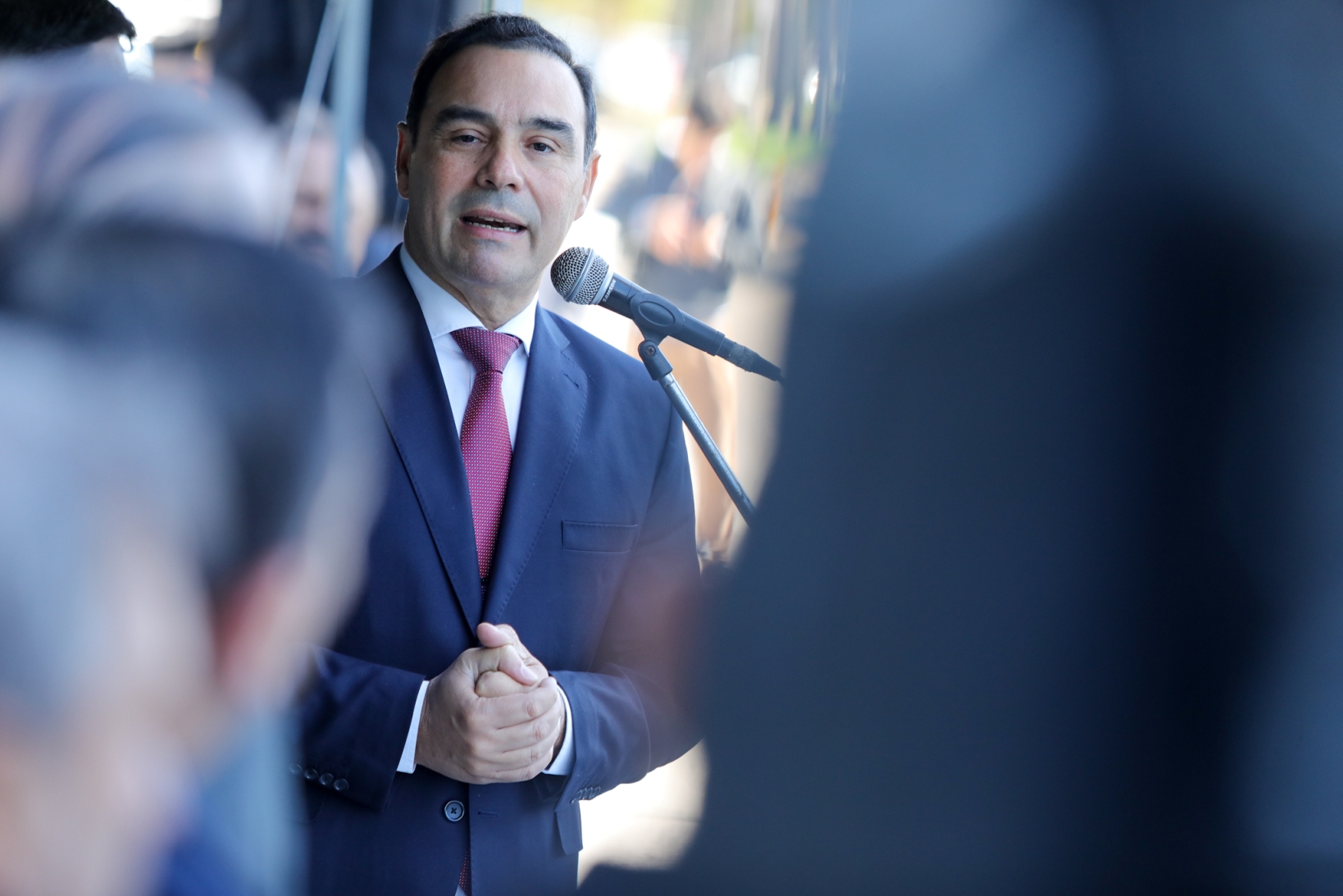 Corrientes: Valdés confirmó un nuevo aumento de sueldos para empleados estatales