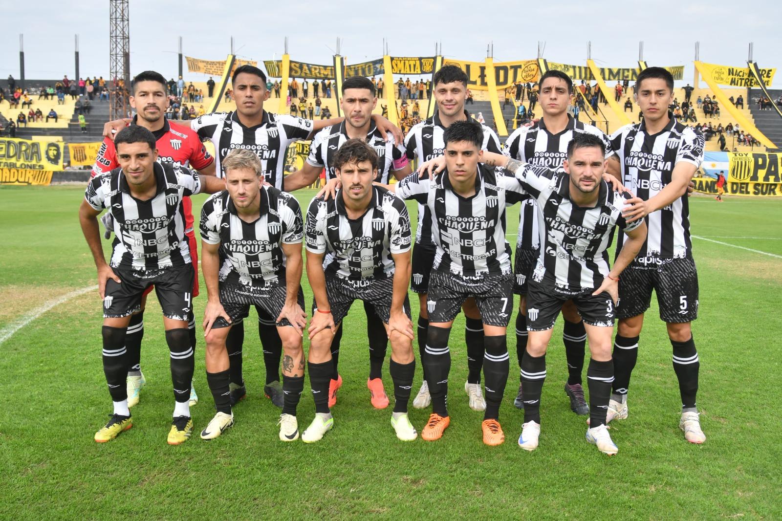 Primera Nacional: For Ever cambia medio equipo para medirse con Almirante