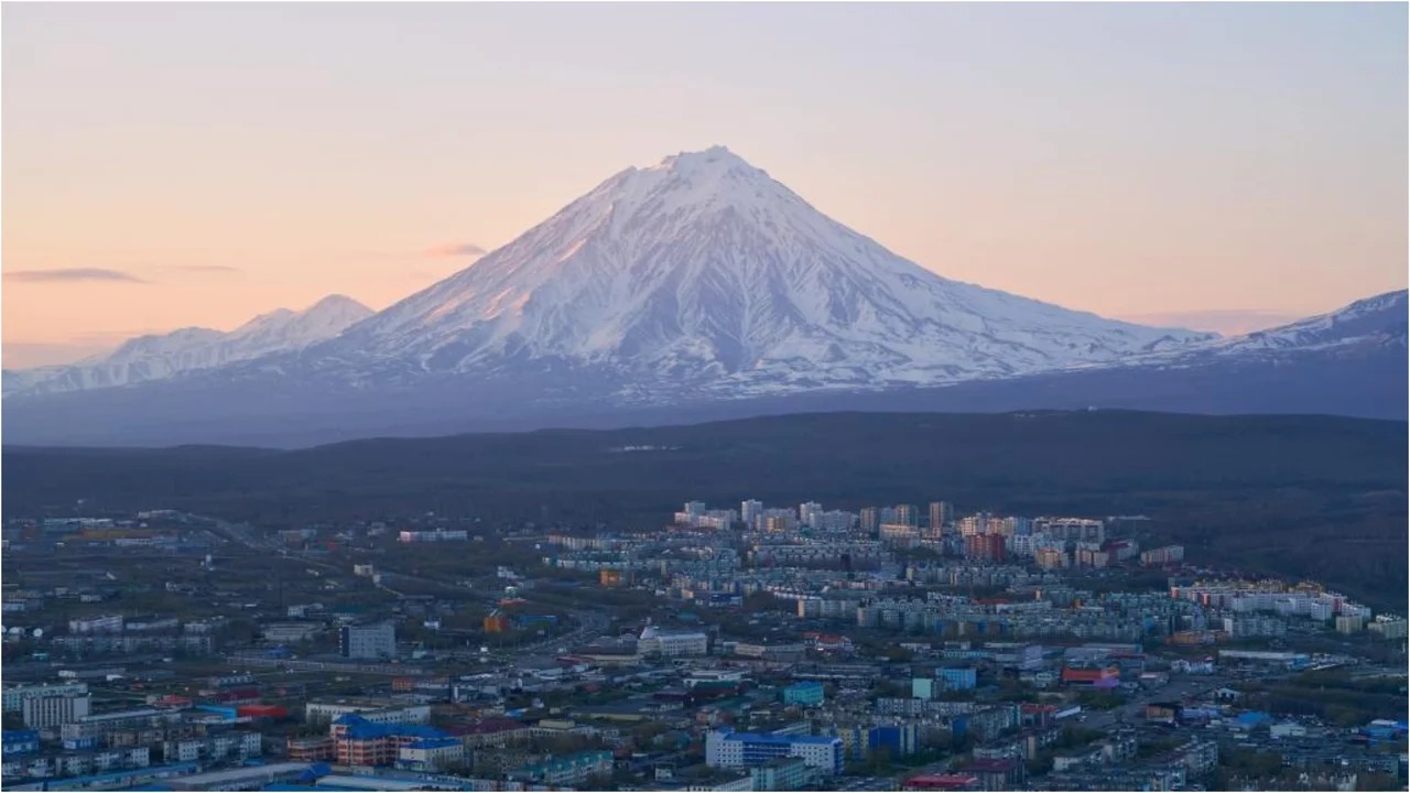 Rusia desactiva la alerta de tsunami tras un terremoto de 8,8, el más fuerte en más de 70 años 