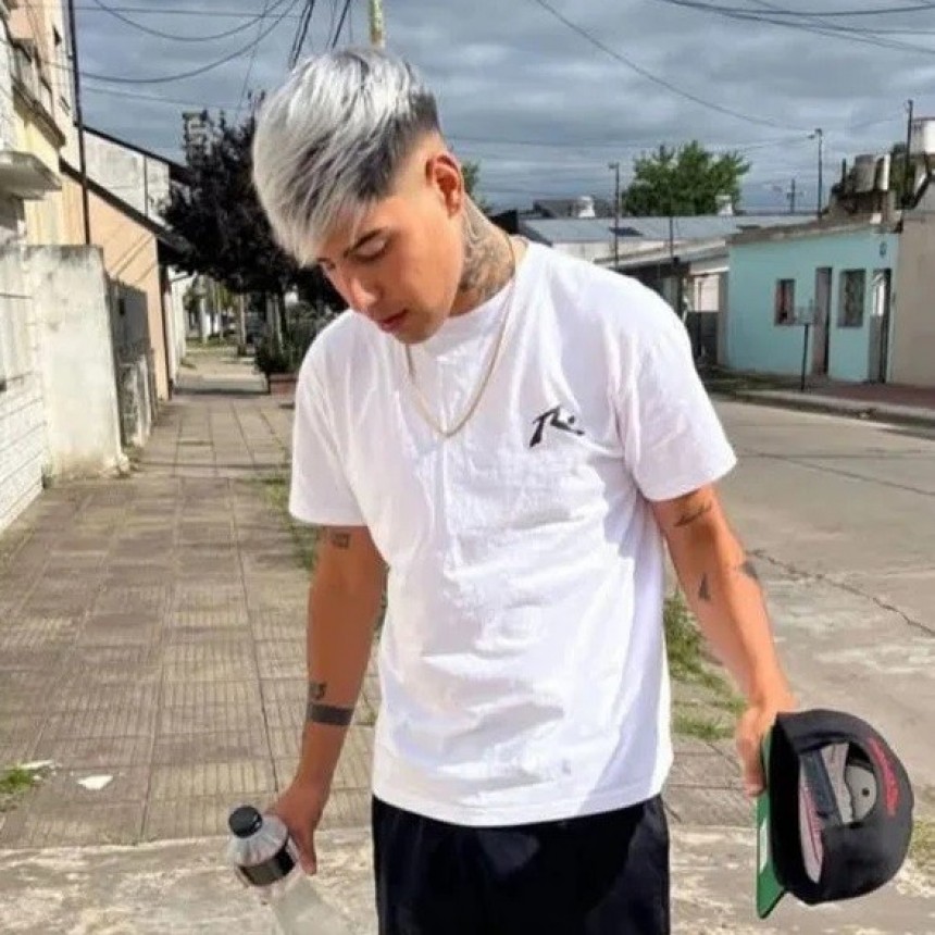 Un joven DJ está en coma después de una salvaje golpiza y acusan al ex de su novia