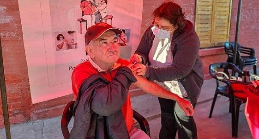 Fontana: Este jueves sigue la campaña de vacunación para adultos mayores