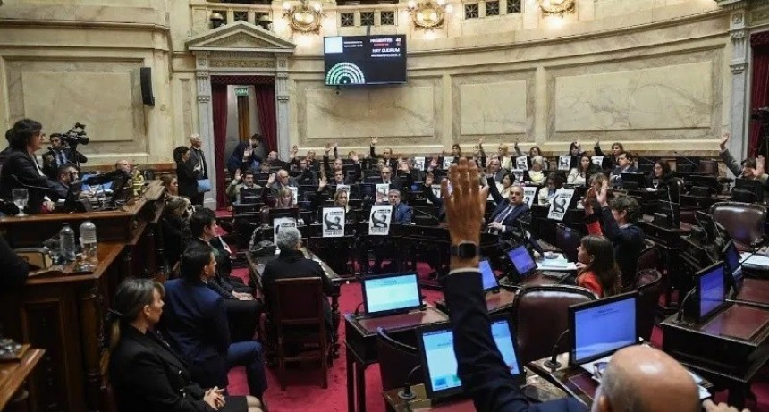 Para el gobierno nacional, la vía para sostener vetos en el Congreso son los gobernadores 