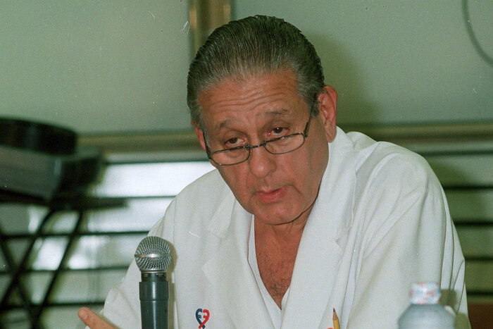 12 de julio, Día de la Medicina Social y el legado de Favaloro