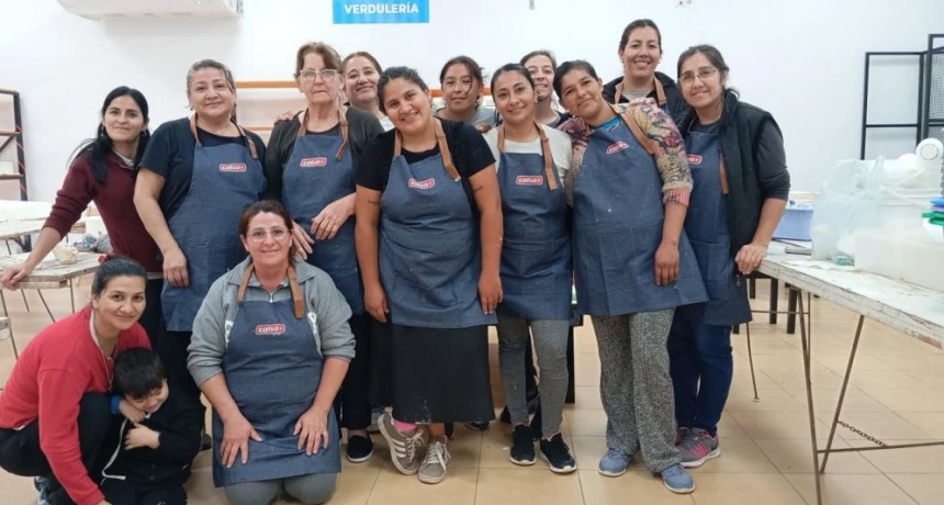 Municipalidad de Corzuela: reconocen a quienes hicieron la torta de 3500 kilos