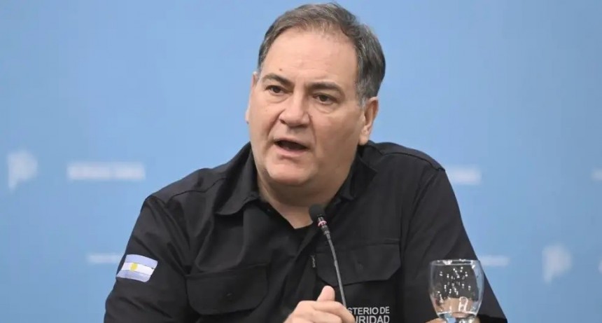 Echan a 24 policías bonaerenses por hacer campaña para un candidato libertario