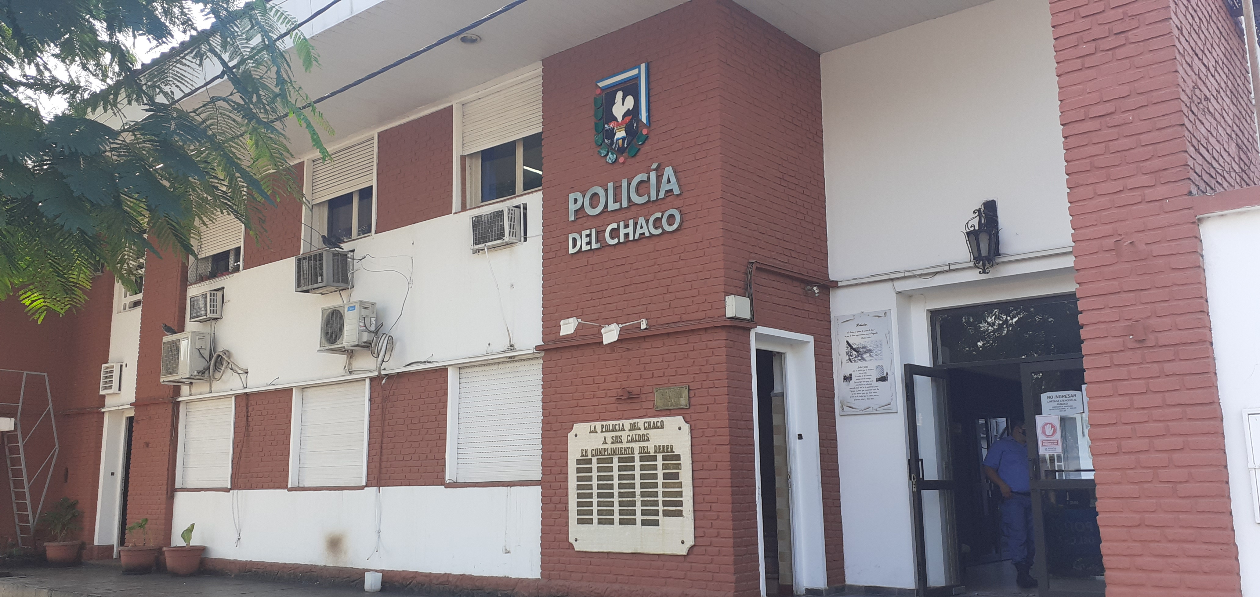 Trasladar n el edificio de la Jefatura de Polic a en Resistencia