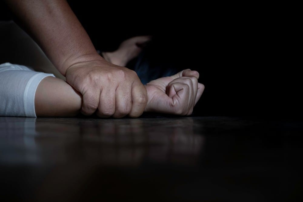 Resistencia: un hombre intentó violar a su hijastra está prófugo